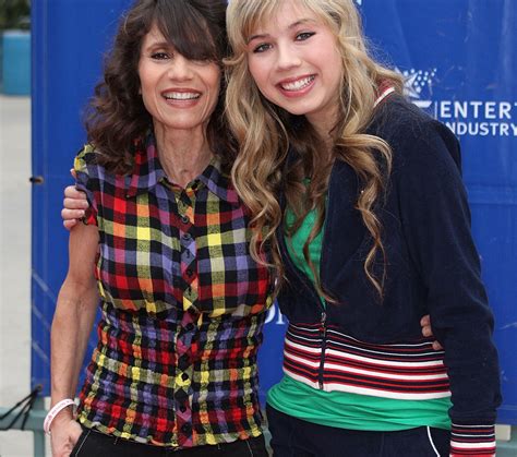 Jennette McCurdys Mother Passes Away